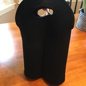 Wine bottle carrier